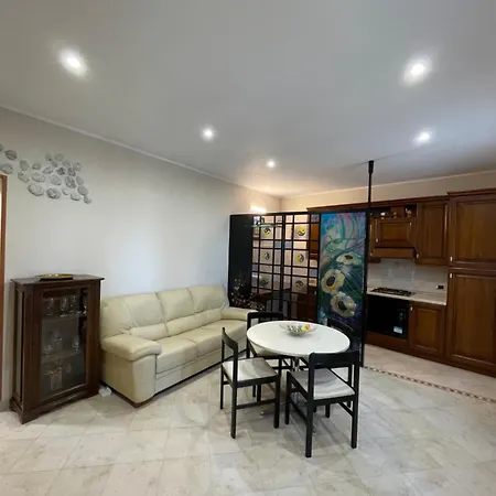 Eternal Lemon بيت للعطل روما